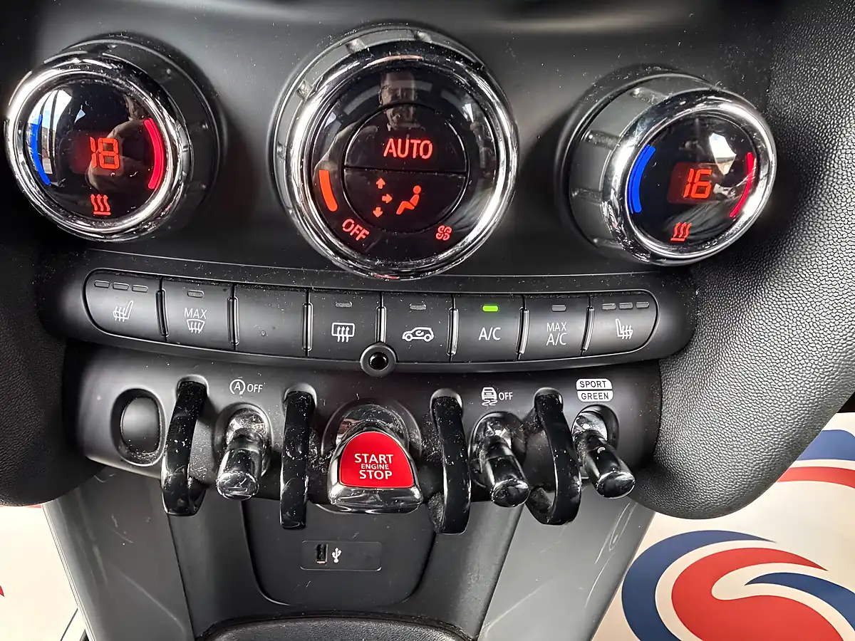 Used 2020 MINI Hatch Cooper Sport Red - Interior and Exterior details 15