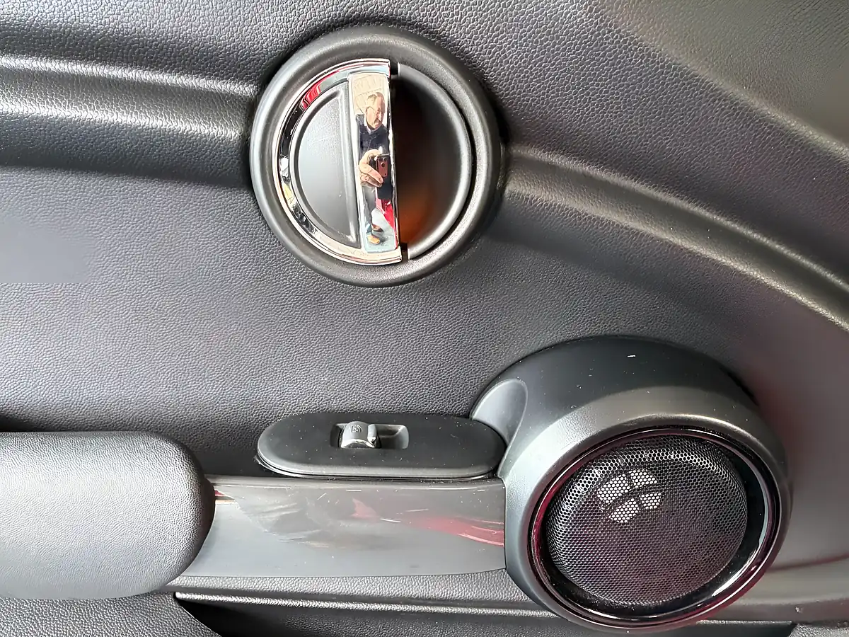 Used 2020 MINI Hatch Cooper Sport Red - Interior and Exterior details 17