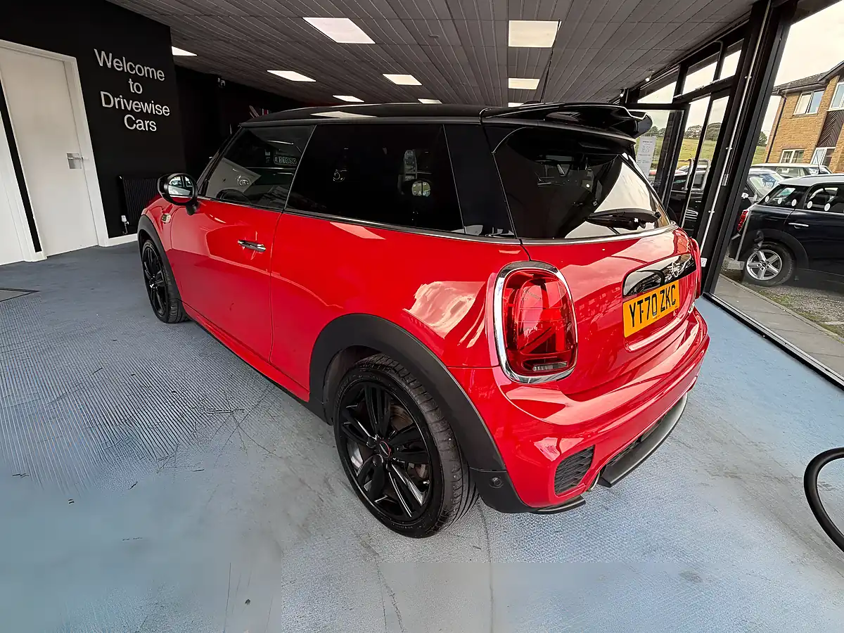 Used 2020 MINI Hatch Cooper Sport Red - Interior and Exterior details 7