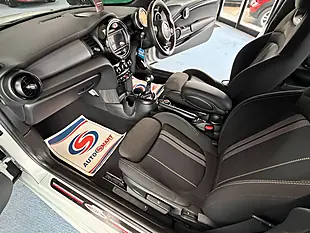 Used 2020 MINI Hatch Cooper Sport Silver - Interior and Exterior details 15
