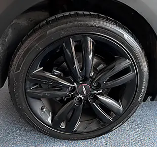 Used 2020 MINI Hatch Cooper Sport Silver - Interior and Exterior details 17