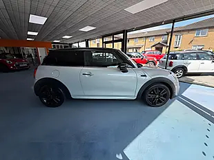 Used 2020 MINI Hatch Cooper Sport Silver - Interior and Exterior details 2