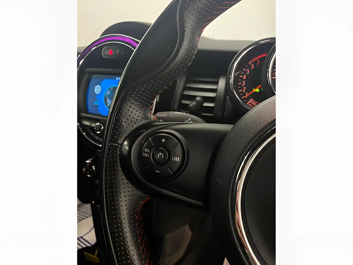 Used 2020 MINI Hatch Cooper Sport White - Interior and Exterior details 19