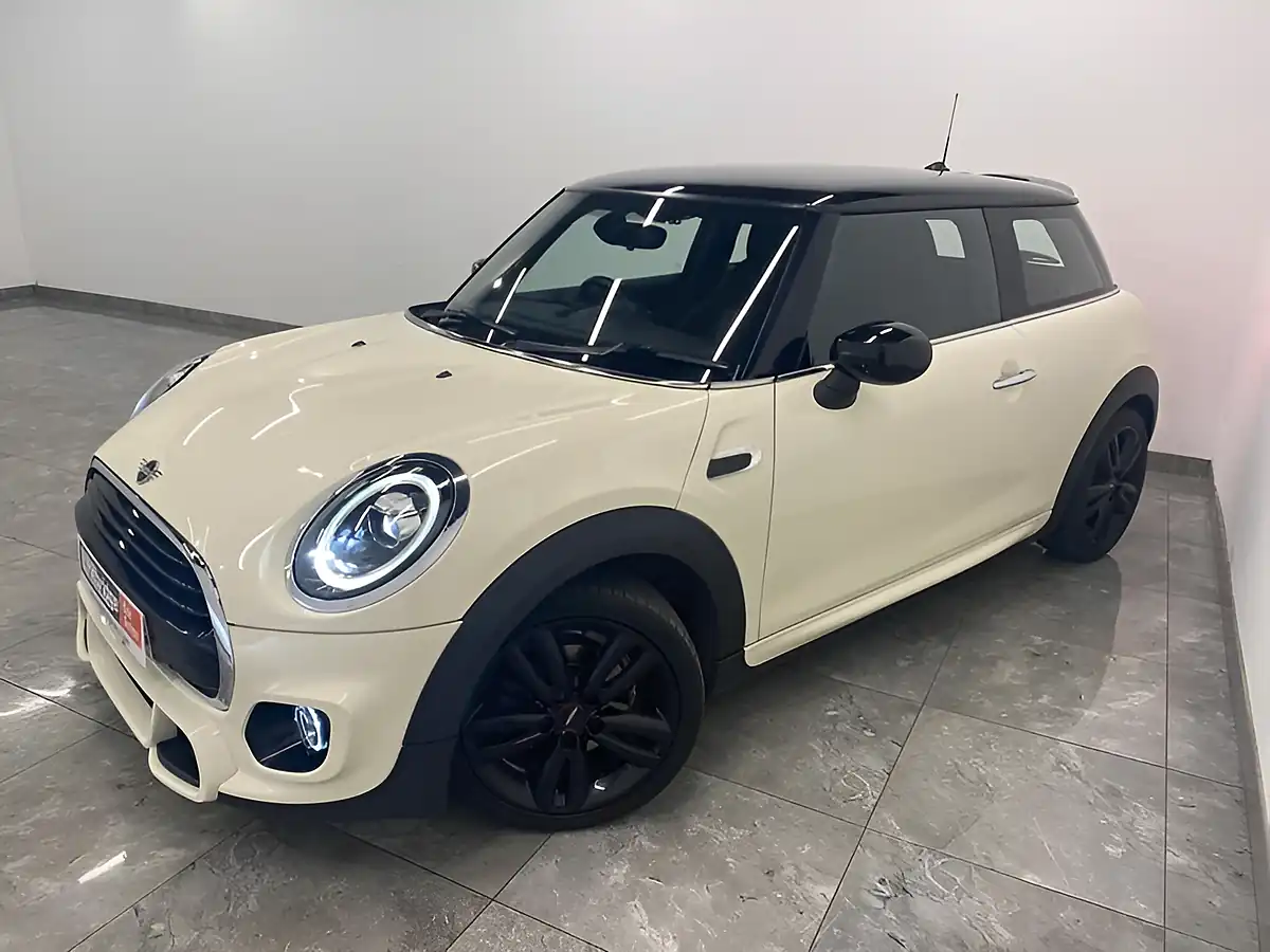 Used 2020 MINI Hatch Cooper Sport White - Interior and Exterior details 4