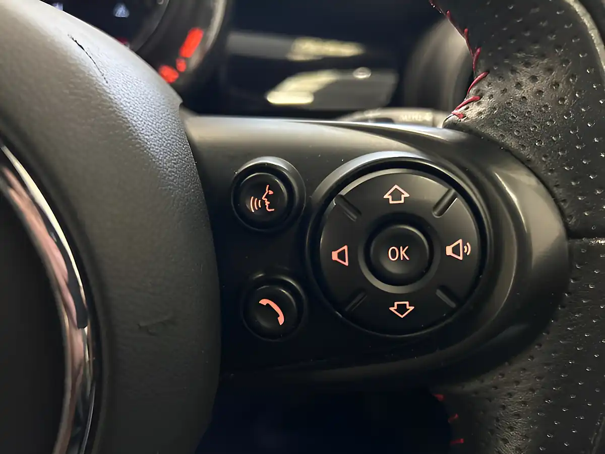 Used 2020 MINI Hatch John Cooper Works British Racing Green - Interior and Exterior details 10