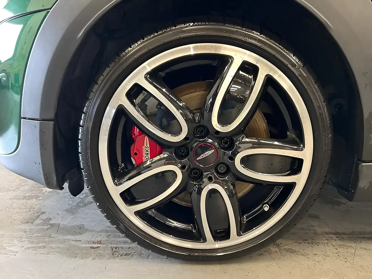 Used 2020 MINI Hatch John Cooper Works British Racing Green - Interior and Exterior details 11