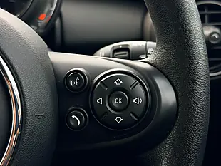 Used 2020 MINI Hatch One Classic Black - Interior and Exterior details 15