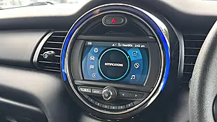 Used 2020 MINI Hatch One Classic Black - Interior and Exterior details 19