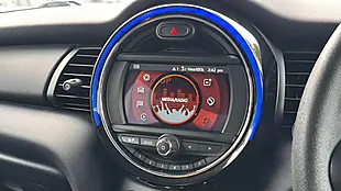 Used 2020 MINI Hatch One Classic Black - Interior and Exterior details 20