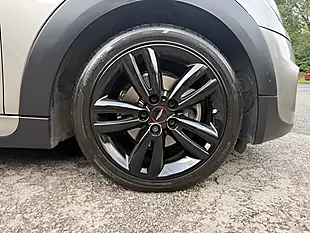 Used 2020 MINI Hatch Sport Silver - Interior and Exterior details 18