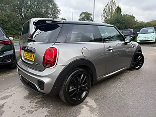 Used 2020 MINI Hatch Sport Silver - Interior and Exterior details 3