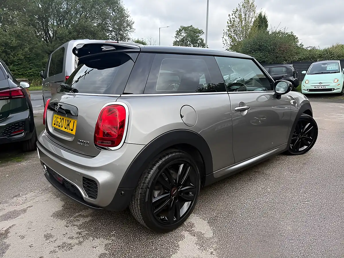 Used 2020 MINI Hatch Sport Silver - Interior and Exterior details 3