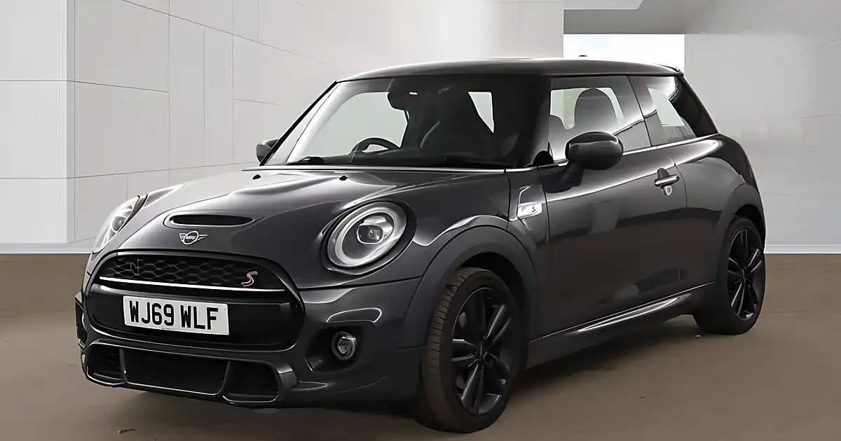 Used 2020 MINI Hatch Sport Thunder Grey - Front View