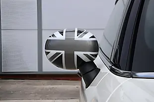 Used 2020 MINI Hatch Sport White - Interior and Exterior details 12