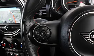 Used 2020 MINI Hatch Sport White - Interior and Exterior details 17