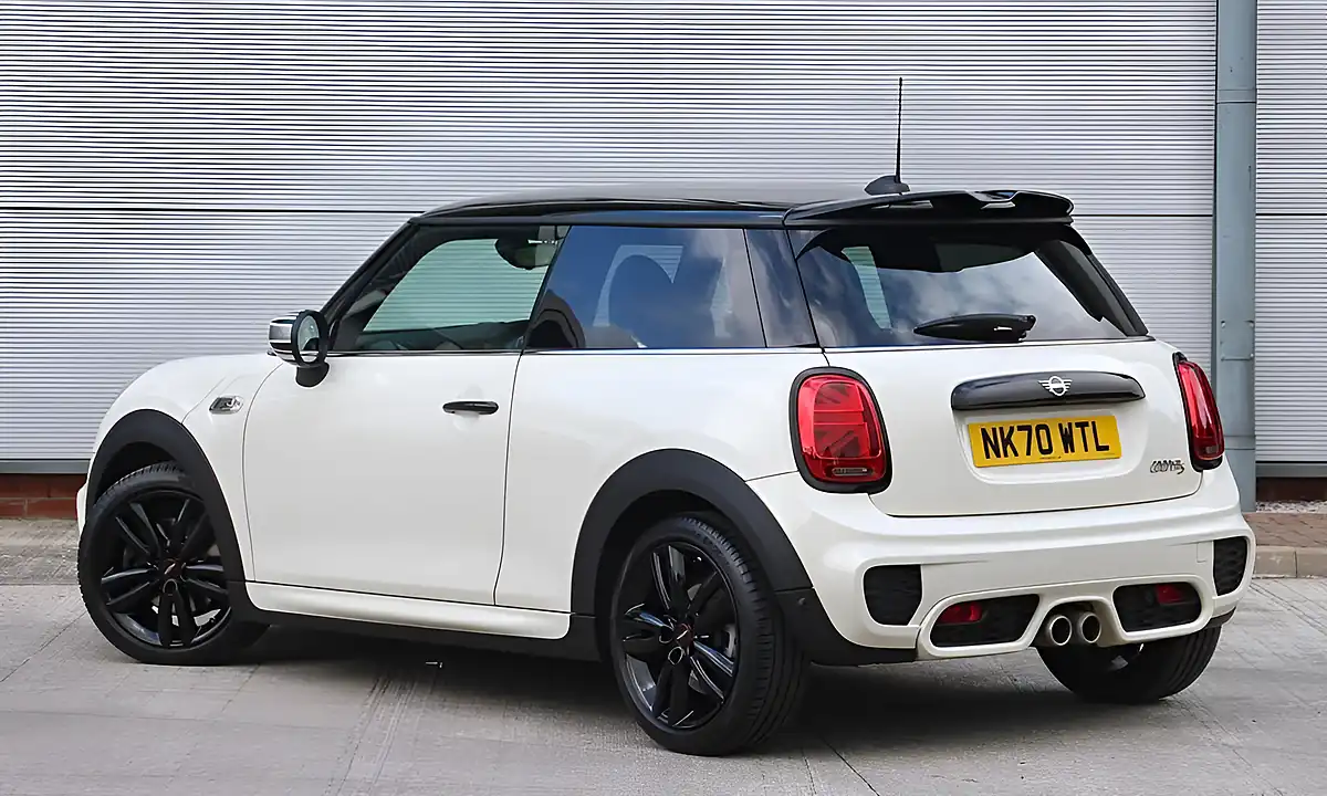 Used 2020 MINI Hatch Sport White - Interior and Exterior details 2