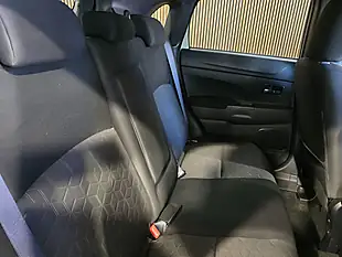 Used 2020 Mitsubishi Asx Dynamic White - Interior and Exterior details 14