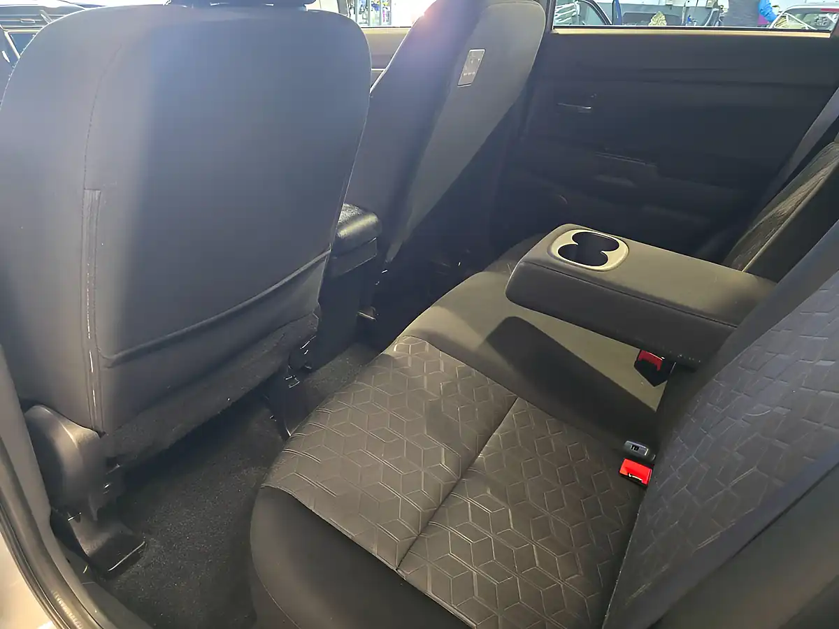 Used 2020 Mitsubishi Asx Dynamic White - Interior and Exterior details 15