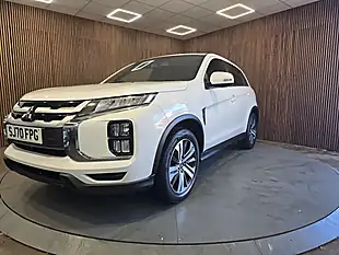 Used 2020 Mitsubishi Asx Dynamic White - Interior and Exterior details 7
