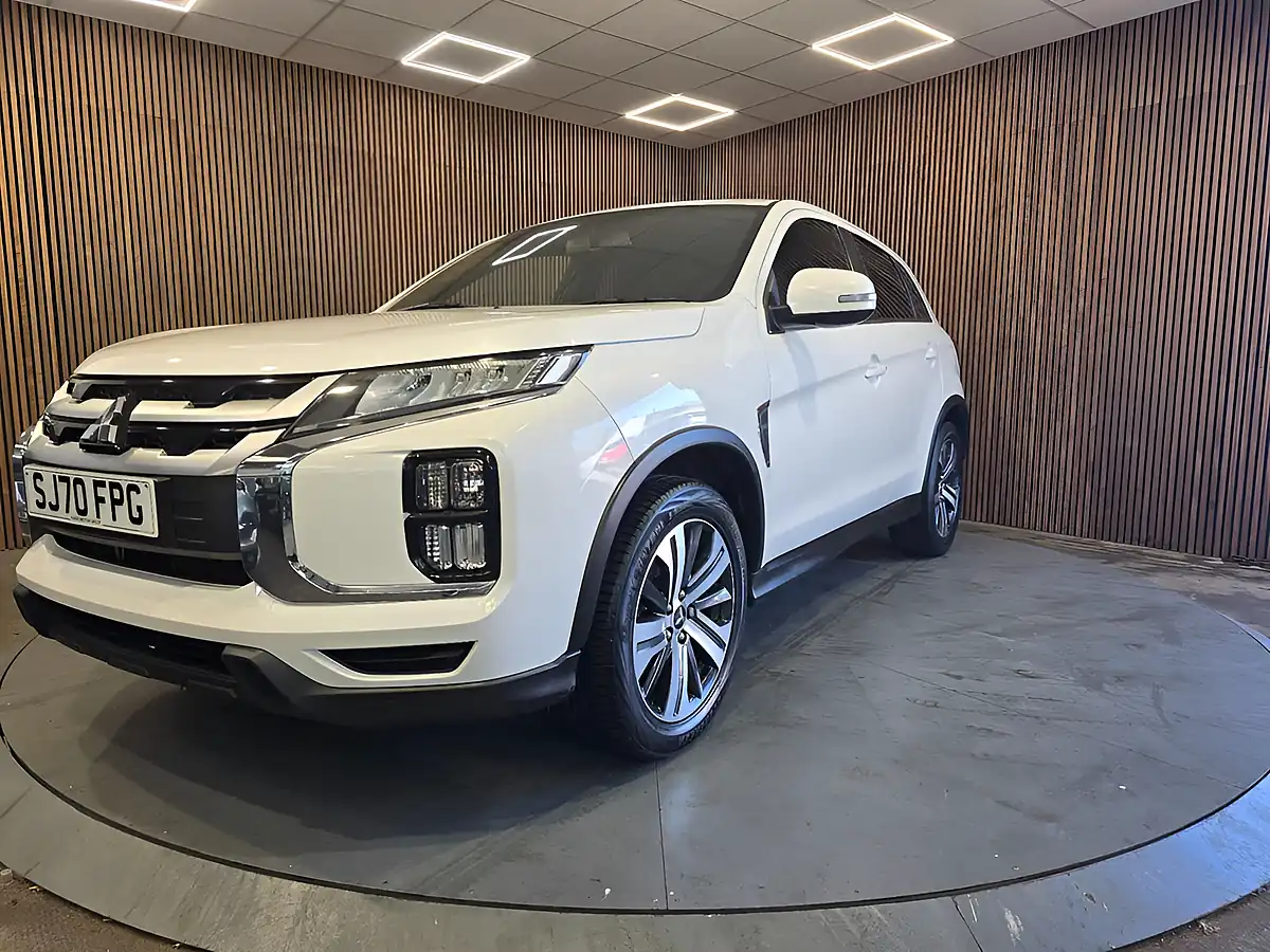 Used 2020 Mitsubishi Asx Dynamic White - Interior and Exterior details 7