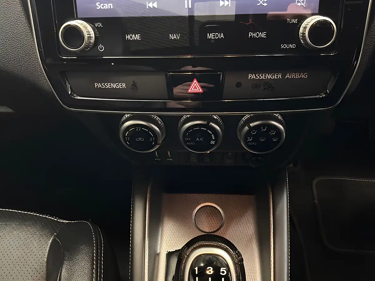 Used 2020 Mitsubishi Asx Exceed Grey - Interior and Exterior details 14