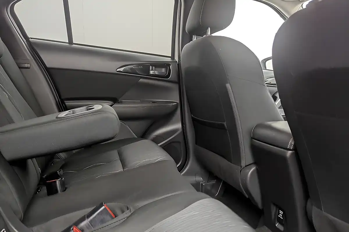 Used 2020 Mitsubishi Eclipse Cross Dynamic White - Interior and Exterior details 11