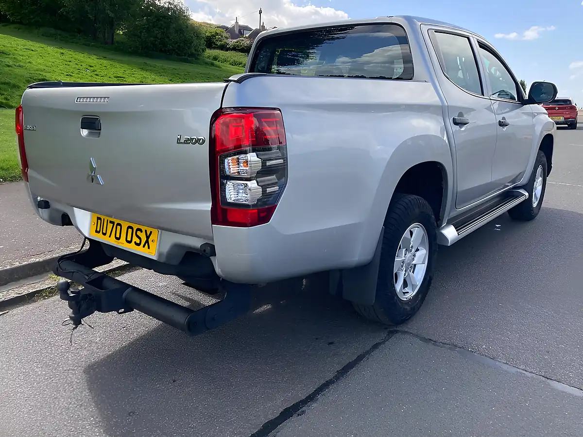 Used 2020 Mitsubishi L200 4Life Silver - Interior and Exterior details 2
