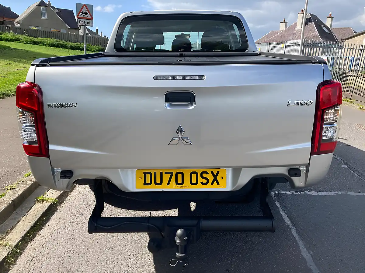 Used 2020 Mitsubishi L200 4Life Silver - Interior and Exterior details 3