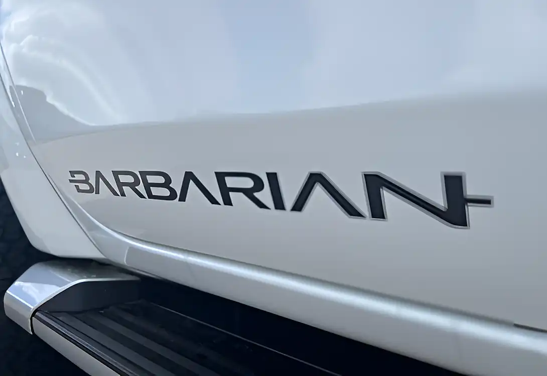 Used 2020 Mitsubishi L200 Barbarian Double Cab Rear Canopy White - Interior and Exterior details 11