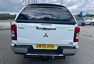 Used 2020 Mitsubishi L200 Barbarian Double Cab Rear Canopy White - Interior and Exterior details 7
