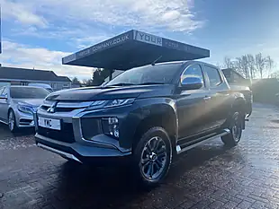 Used 2020 Mitsubishi L200 Barbarian Grey - Interior and Exterior details 2