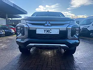 Used 2020 Mitsubishi L200 Barbarian Grey - Interior and Exterior details 4