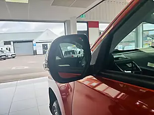 Used 2020 Mitsubishi L200 Barbarian Orange - Interior and Exterior details 10