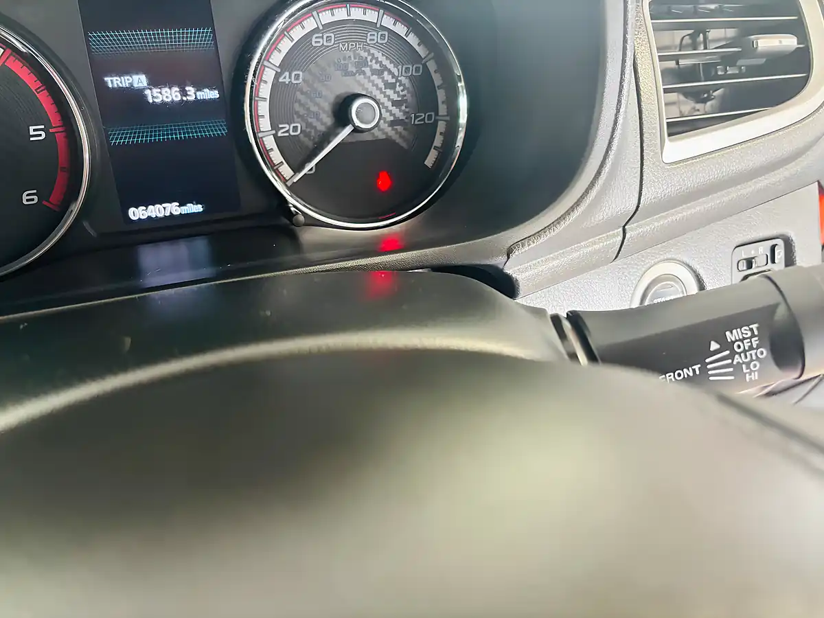 Used 2020 Mitsubishi L200 Barbarian Orange - Interior and Exterior details 17