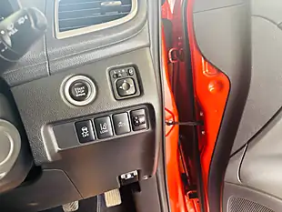 Used 2020 Mitsubishi L200 Barbarian Orange - Interior and Exterior details 20