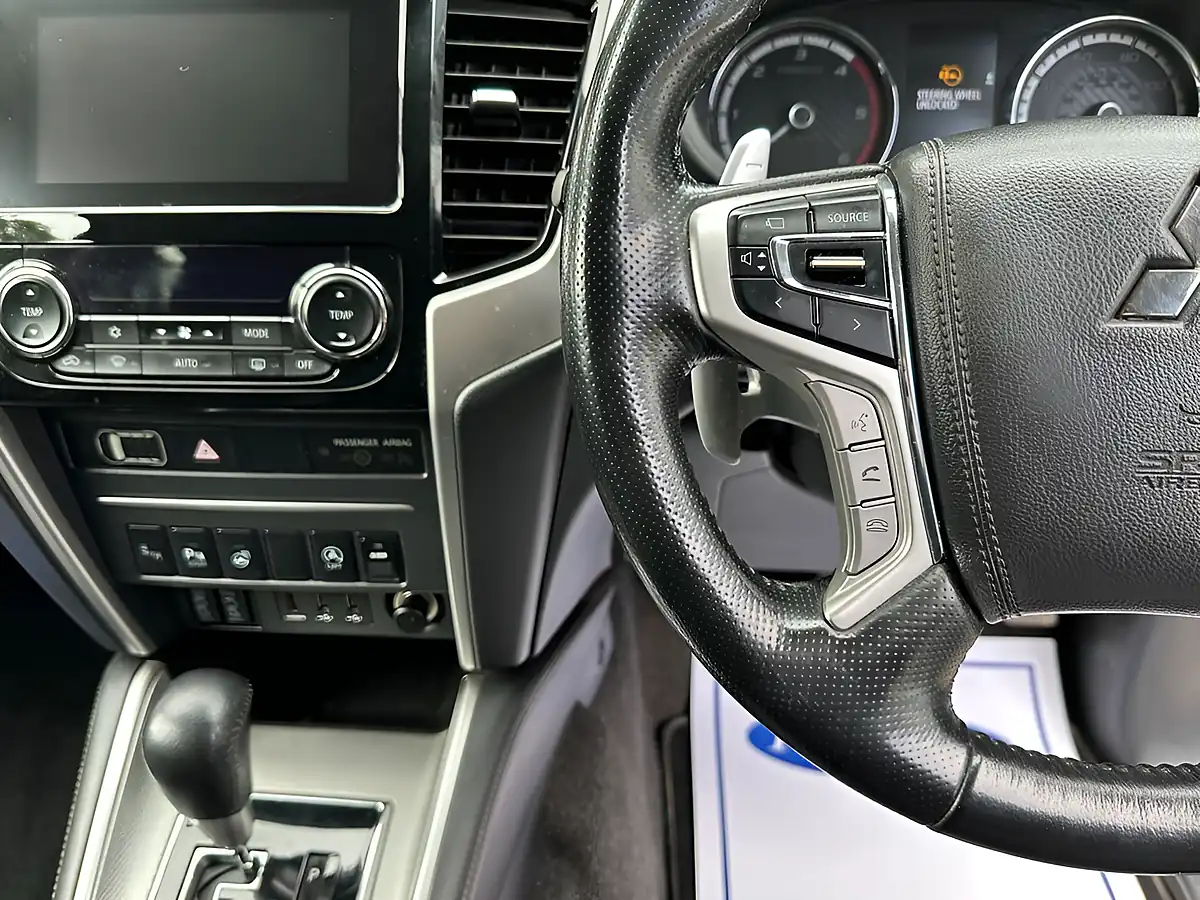 Used 2020 Mitsubishi L200 Barbarian X Black - Interior and Exterior details 14