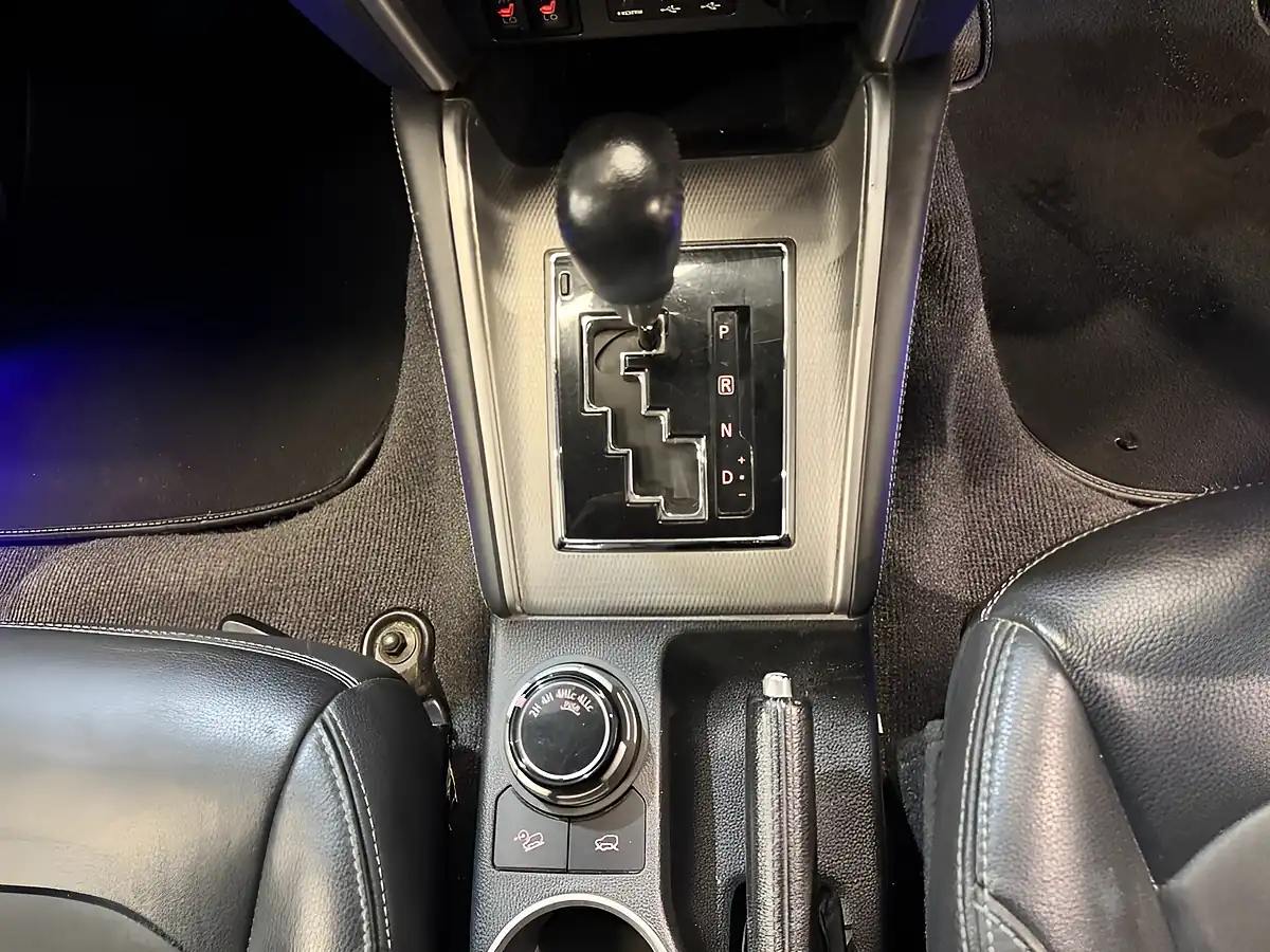 Used 2020 Mitsubishi L200 Barbarian X Grey - Interior and Exterior details 14