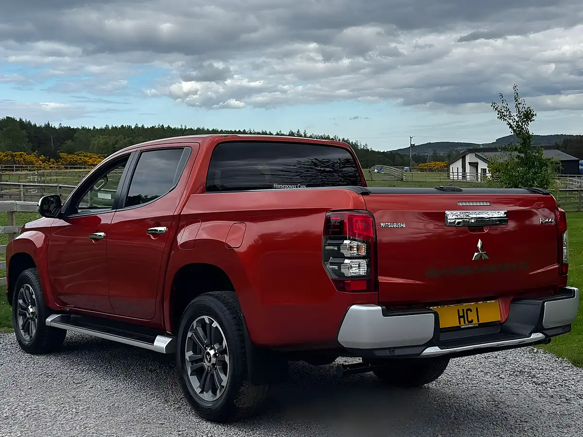Used 2020 Mitsubishi L200 Barbarian X Orange - Interior and Exterior details 3
