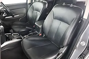 Used 2020 Mitsubishi L200 Challenger Grey - Interior and Exterior details 13