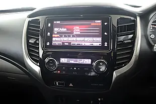 Used 2020 Mitsubishi L200 Challenger Grey - Interior and Exterior details 14