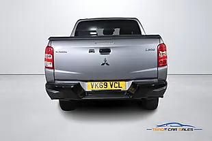 Used 2020 Mitsubishi L200 Challenger Grey - Interior and Exterior details 5