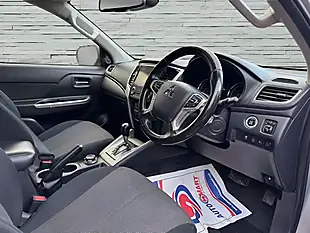 Used 2020 Mitsubishi L200 Warrior Black - Interior and Exterior details 17