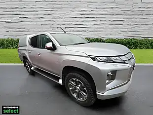 Used 2020 Mitsubishi L200 Warrior Black - Interior and Exterior details 2