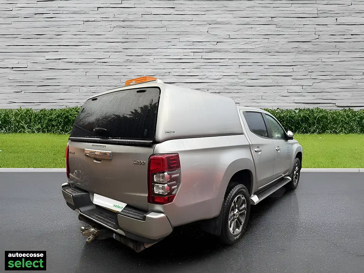 Used 2020 Mitsubishi L200 Warrior Black - Interior and Exterior details 5