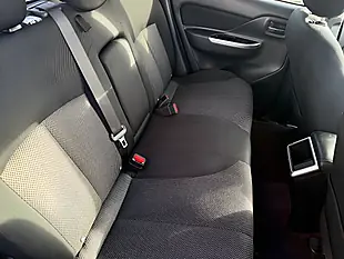 Used 2020 Mitsubishi L200 Warrior Black - Interior and Exterior details 8