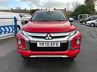 Used 2020 Mitsubishi L200 Warrior D/Cab Red - Interior and Exterior details 4