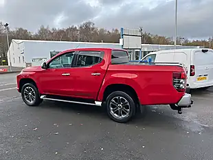 Used 2020 Mitsubishi L200 Warrior D/Cab Red - Interior and Exterior details 9