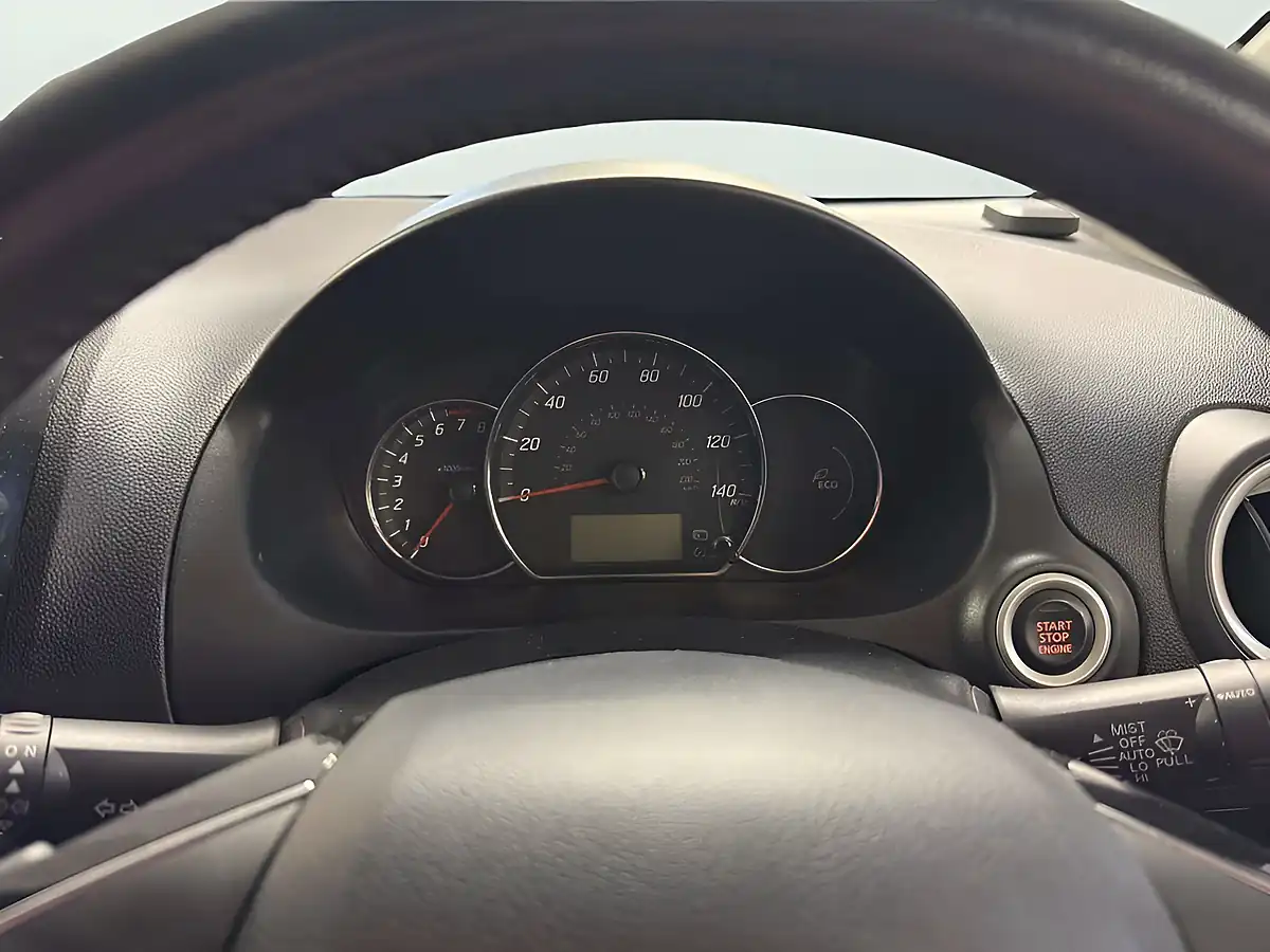 Used 2020 Mitsubishi Mirage 4 White - Interior and Exterior details 13