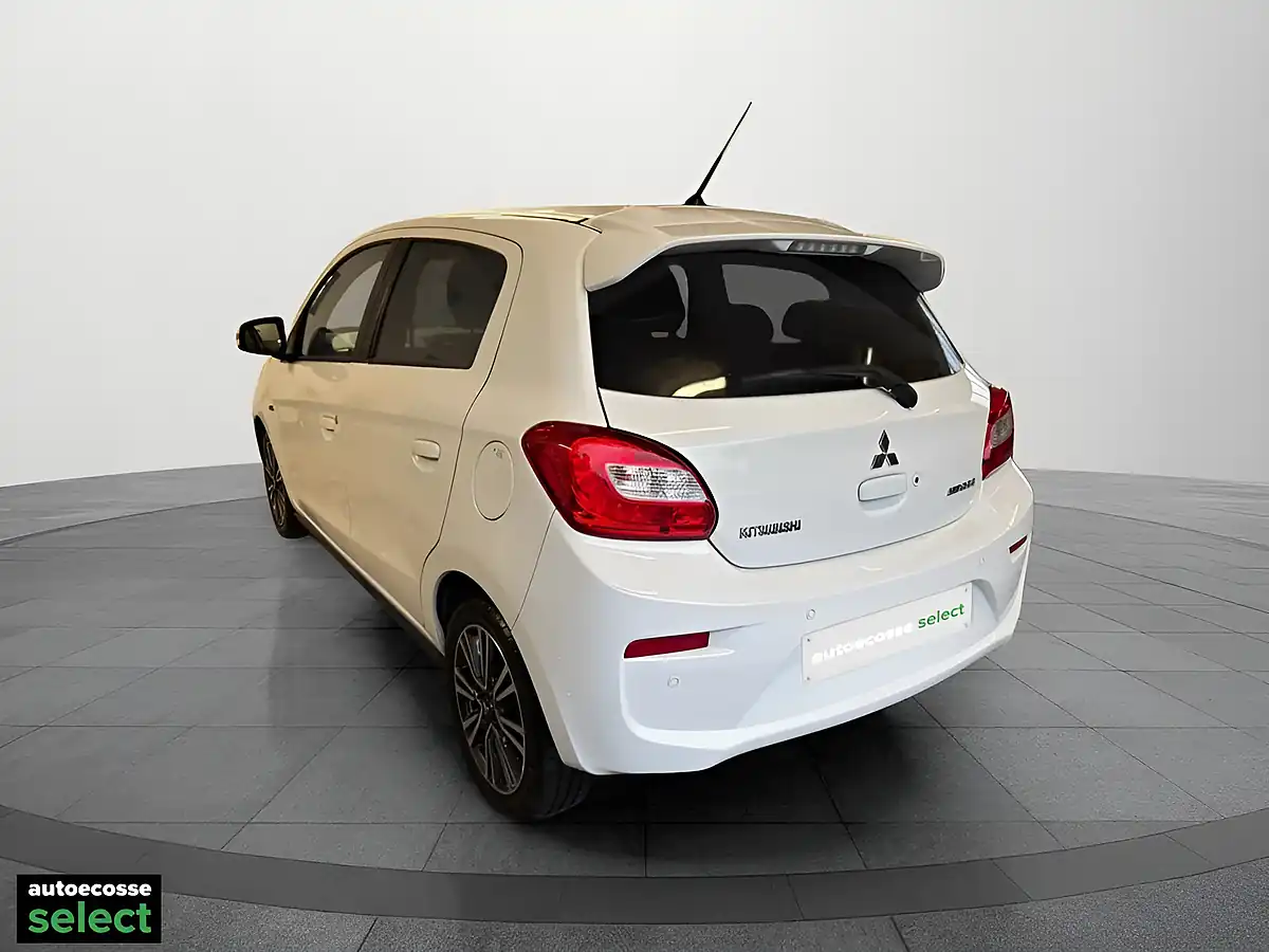 Used 2020 Mitsubishi Mirage 4 White - Interior and Exterior details 7