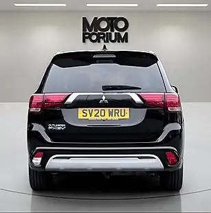 Used 2020 Mitsubishi Outlander Design Black - Interior and Exterior details 10